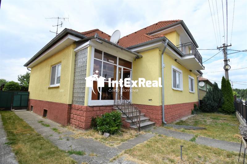  Zaujímavá ponuka! Rodinný dom  na predaj, Mostová , viac na: https://reality.intexreal.sk/
