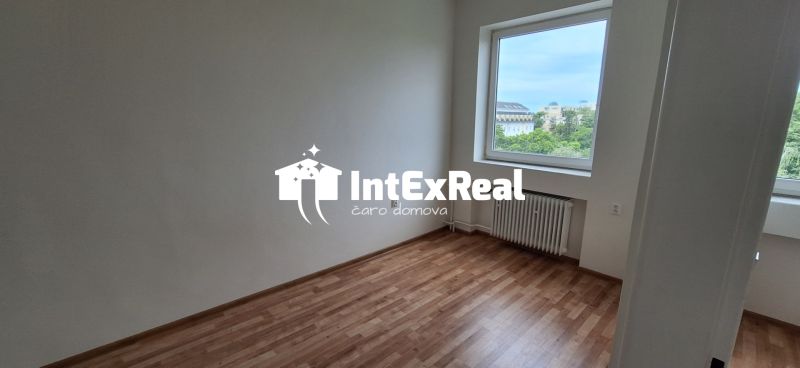Kancelária, na prenájom, Galanta centrum, viac na: https://reality.intexreal.sk/