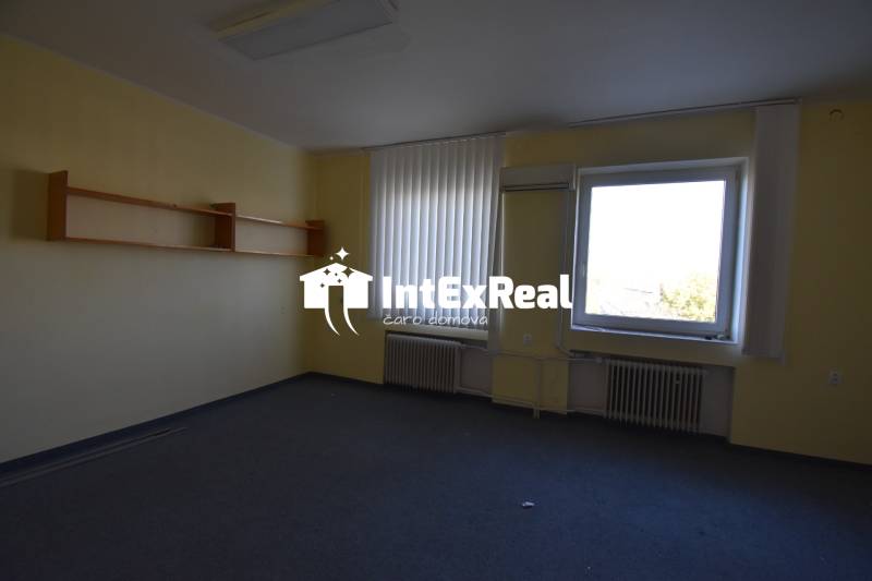 Kancelária, na prenájom, Galanta centrum, viac na: https://reality.intexreal.sk/