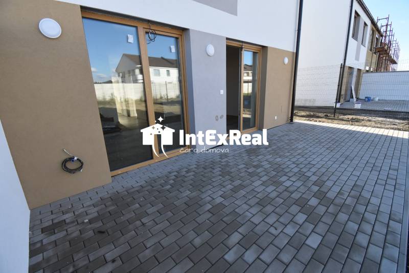   Novostavba na predaj,  Mládežnícka štvrť , Galanta, viac na: https://reality.intexreal.sk/