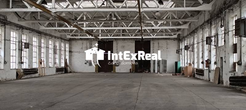 Skladový , výrobný priestor na prenájom  1131,69m2, Galanta , viac na: https://reality.intexreal.sk/