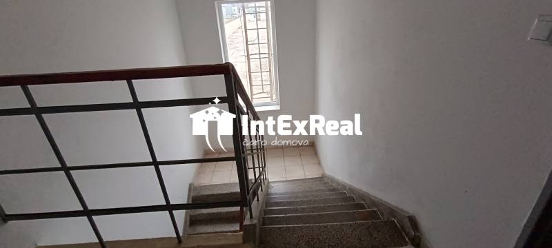 Skladový , výrobný priestor na prenájom  1131,69m2, Galanta , viac na: https://reality.intexreal.sk/