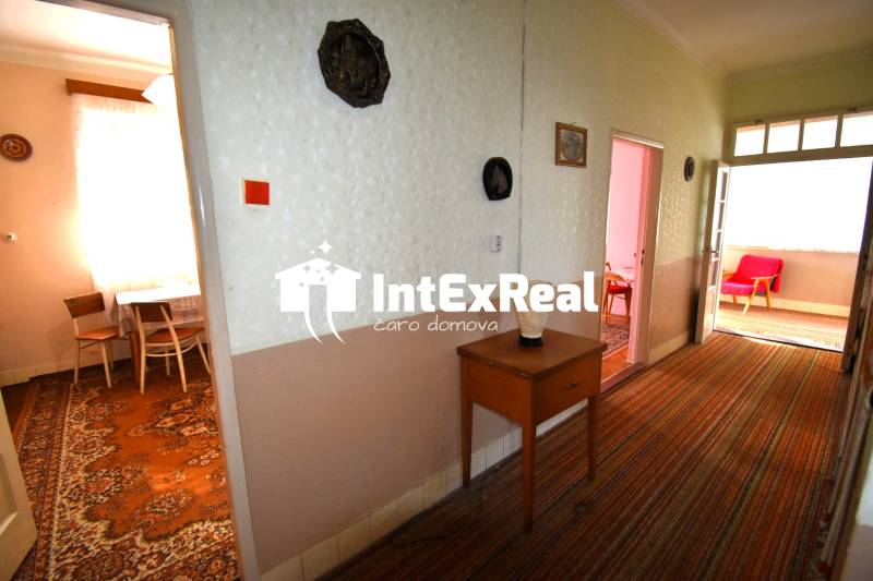 Rodinný dom v srdci obce, predaj, 10 á,  Veľké Úľany, viac na: https://reality.intexreal.sk/