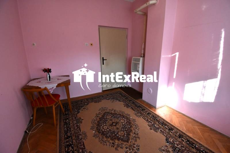 Rodinný dom v srdci obce, predaj, 10 á,  Veľké Úľany, viac na: https://reality.intexreal.sk/