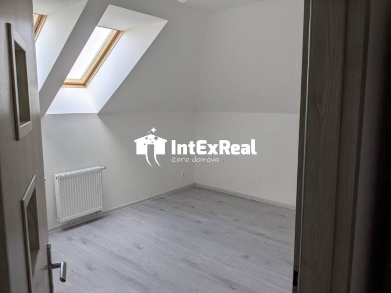 Prenájom  3 izbového bytu, Mostová, viac na: https://reality.intexreal.sk/