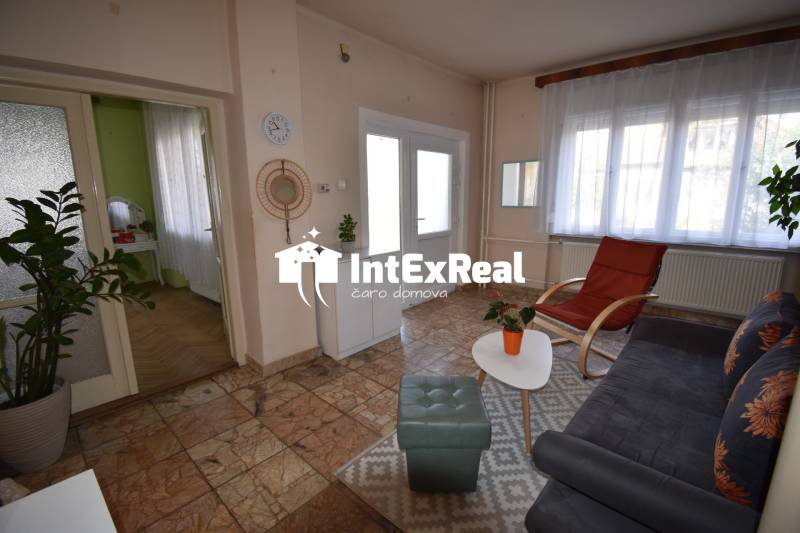 GALANTA CENTRUM, Bývanie, podnikanie, na predaj rodinný dom, Galanta , viac na: https://reality.intexreal.sk/