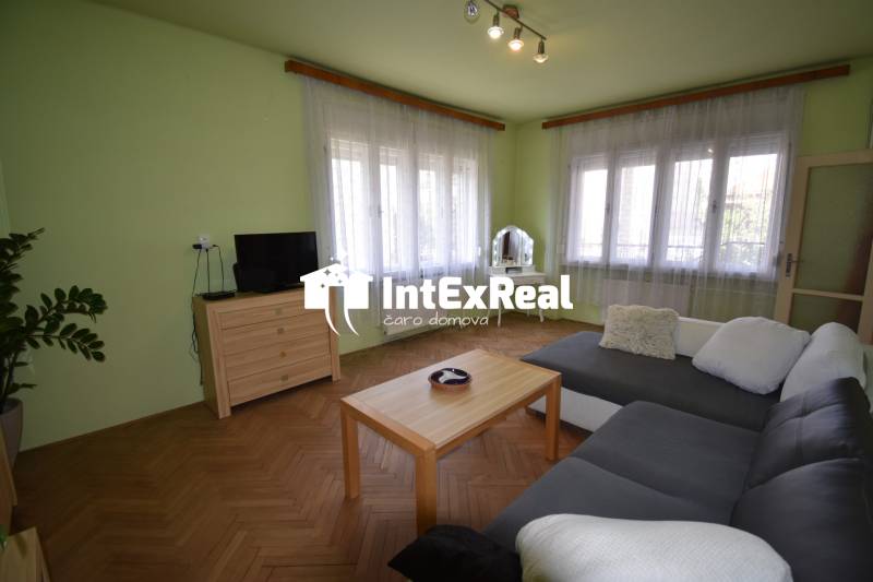 GALANTA CENTRUM, Bývanie, podnikanie, na predaj rodinný dom, Galanta , viac na: https://reality.intexreal.sk/