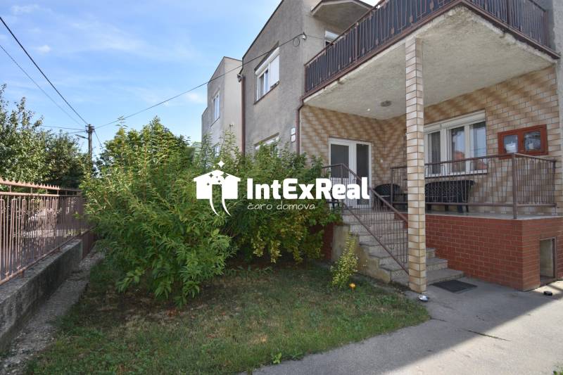 GALANTA CENTRUM, Bývanie, podnikanie, na predaj rodinný dom, Galanta , viac na: https://reality.intexreal.sk/