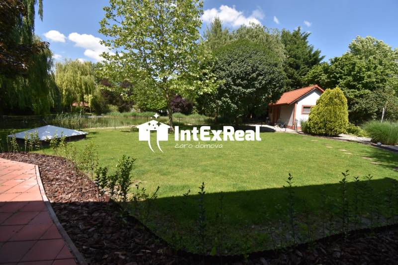 Oáza pokoja na okraji mesta,  88,85 á, Dunajská Streda, viac na: https://reality.intexreal.sk/