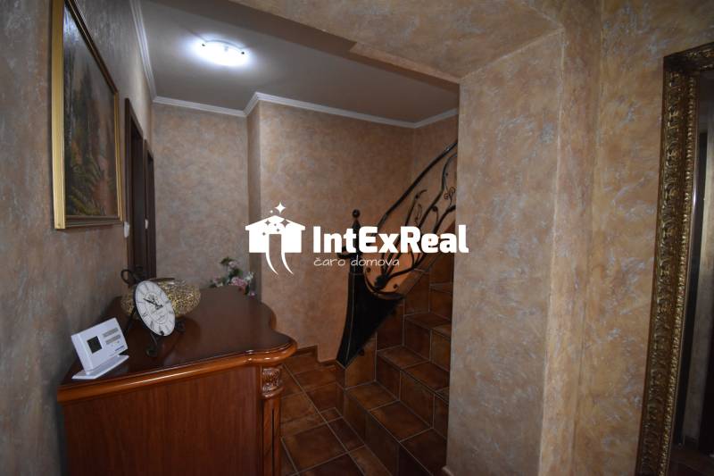 Romantický dom so všetkými vymoženosťami, Mostová, predaj, viac na: https://reality.intexreal.sk/