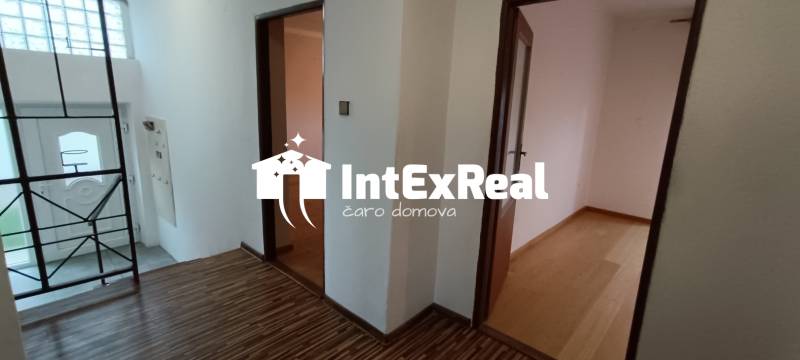 Rodinný dom v srdci obce, predaj,  Veľké Úľany, viac na: https://reality.intexreal.sk/