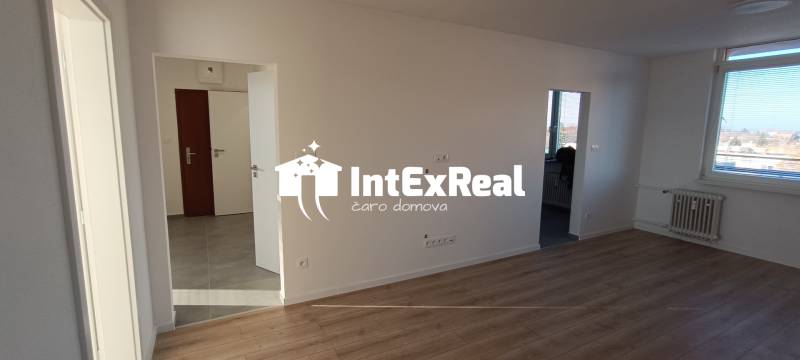 Zrekonštruovaný  3i byt,  predaj, Šaľa centrum, viac na: https://reality.intexreal.sk/