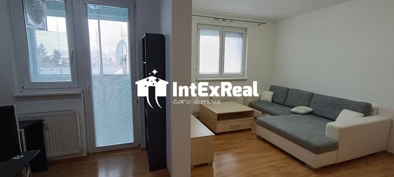 Presvetlený, klimatizovaný 1 izbový byt na prenájom, Galanta, viac na: https://reality.intexreal.sk/