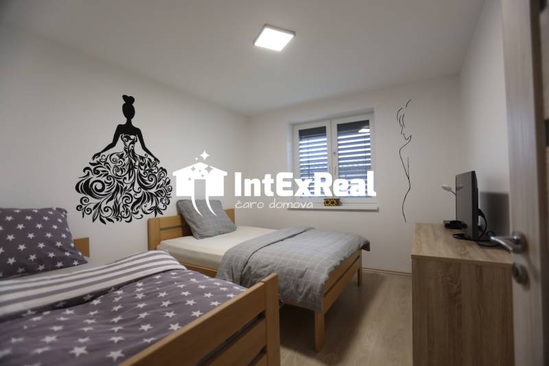 Pre náročných, vysnívaný domov na predaj, Veľký Meder, viac na: https://reality.intexreal.sk/