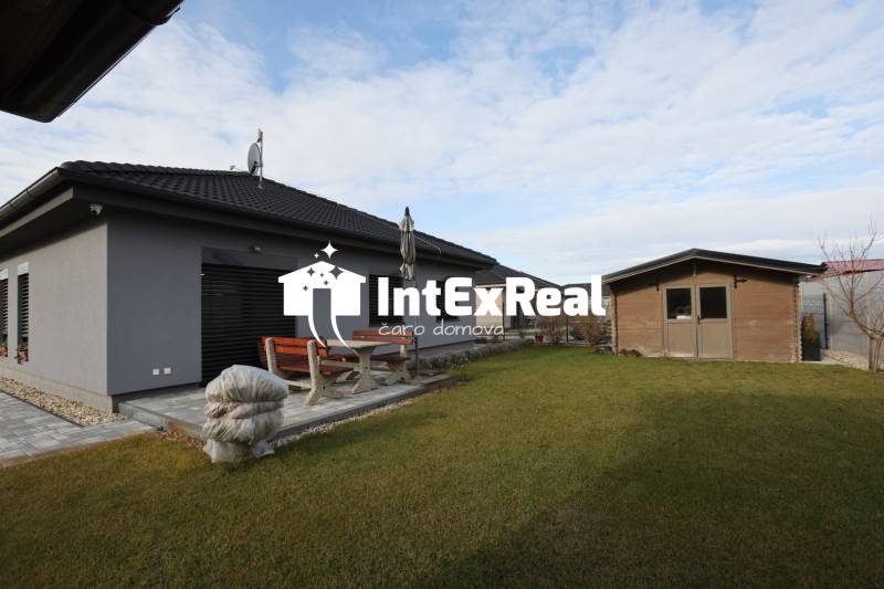 Pre náročných, vysnívaný domov na predaj, Veľký Meder, viac na: https://reality.intexreal.sk/