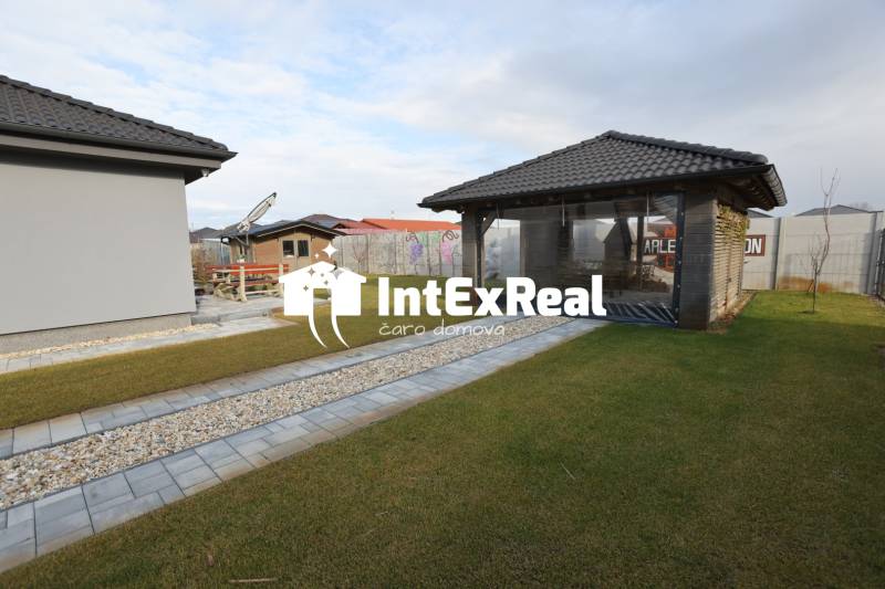 Pre náročných, vysnívaný domov na predaj, Veľký Meder, viac na: https://reality.intexreal.sk/