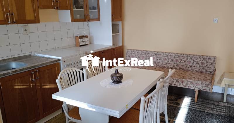 Rodinný dom s potenciálmi, na predaj Tešedíkovo,k viac na: https://reality.intexreal.sk/