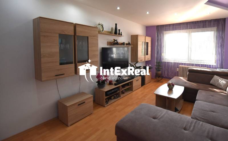Veľkometrážny 3 izbový byt,  predaj, Galanta, SNP, viac na: https://reality.intexreal.sk/