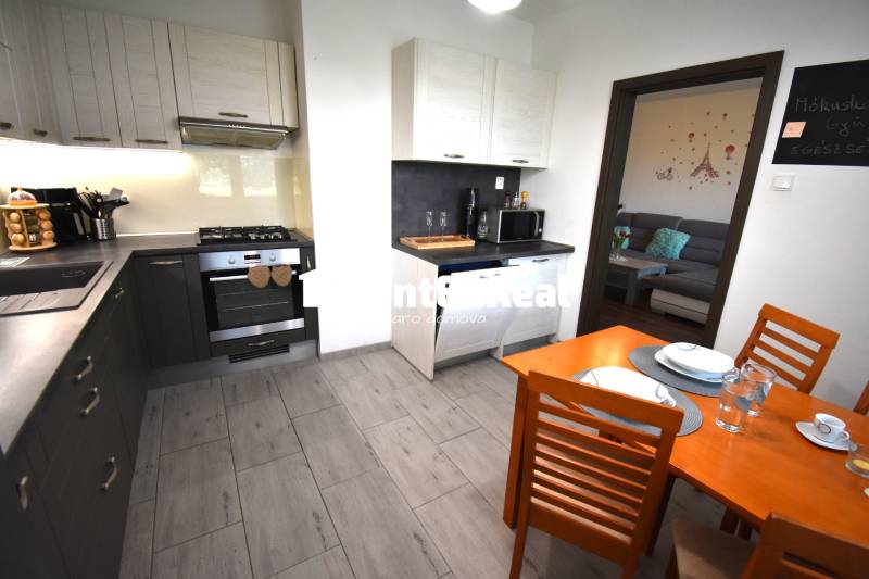 Veľkometrážny 3 izbový byt,  predaj, Šaľa centrum, viac na: https://reality.intexreal.sk/