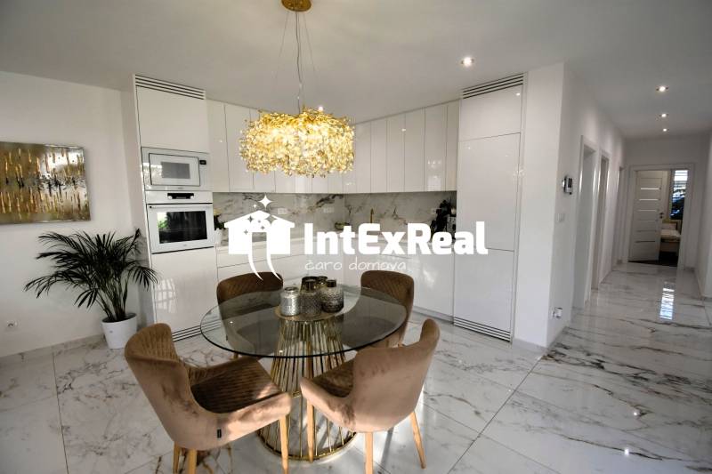Pre náročných! Prenájom, byt so záhradou, Veľké Úľany, viac na: https://reality.intexreal.sk/