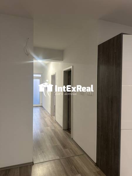  Prenájom, 3 izbový byt so záhradou, Veľké Úľany