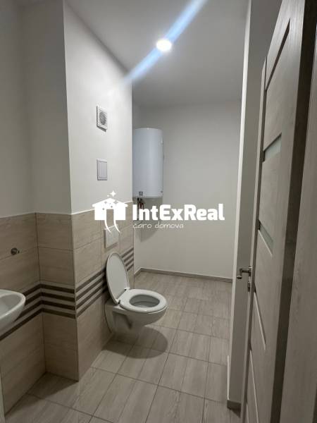  Prenájom, 3 izbový byt so záhradou, Veľké Úľany