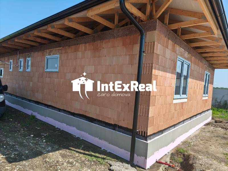 Novostavby, 4 i domy s terasou, tepelným čerpadlom, Topoľnica, viac na: https://reality.intexreal.sk/