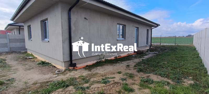 Novostavby, 4 i domy s terasou, tepelným čerpadlom, Topoľnica, viac na: https://reality.intexreal.sk/
