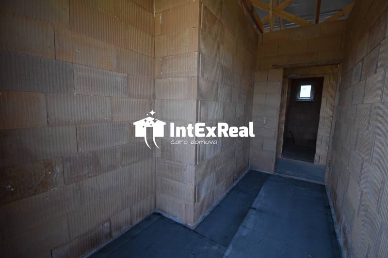 Novostavby, 4 i domy s terasou, tepelným čerpadlom, Topoľnica, viac na: https://reality.intexreal.sk/