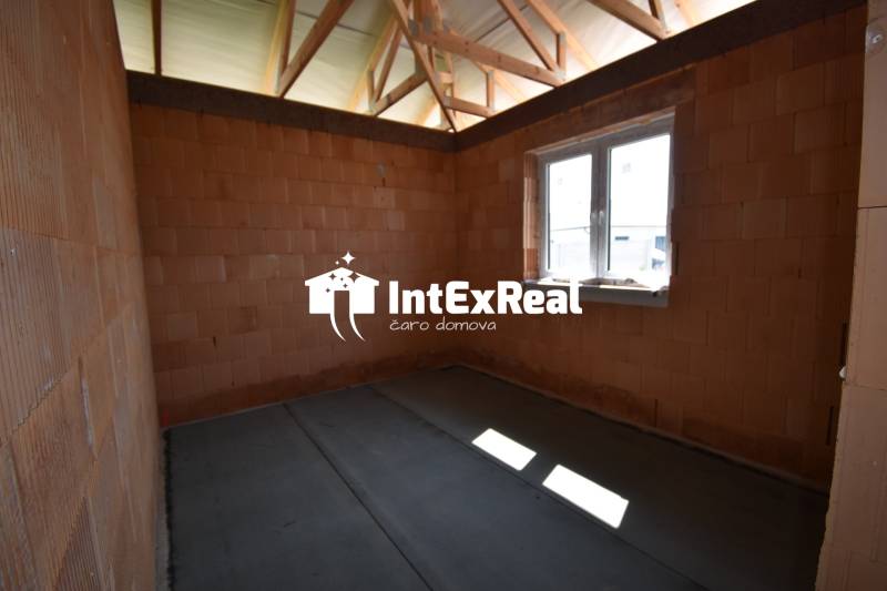 Novostavby, 4 i domy s terasou, tepelným čerpadlom, Topoľnica, viac na: https://reality.intexreal.sk/