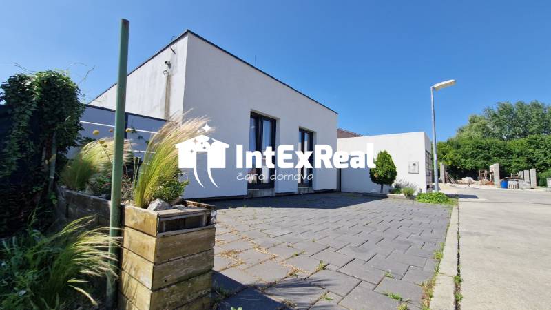 Novostavba so zaujímavými detailmi, na predaj Galanta Kolónia , viac na: https://reality.intexreal.sk/