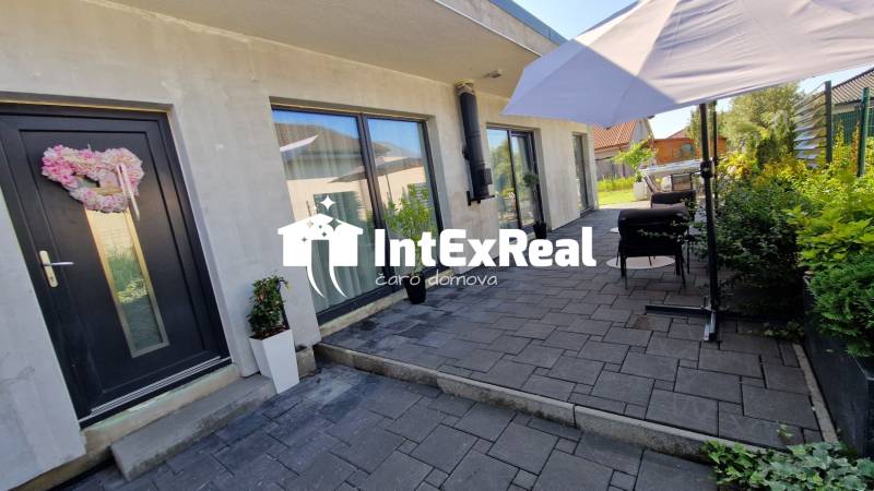 Novostavba so zaujímavými detailmi, na predaj Galanta Kolónia , viac na: https://reality.intexreal.sk/