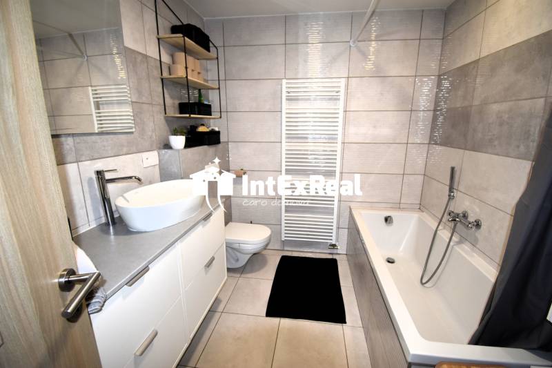 Na predaj 3-izbový byt s posedením a 2x P, Tomášikovo, 58,64 m² , viac na: https://reality.intexreal.sk/