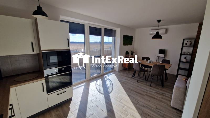 Veľkometrážny 2,5 izbový byt  na predaj, Galanta, Mládežnícka, viac na: https://reality.intexreal.sk/