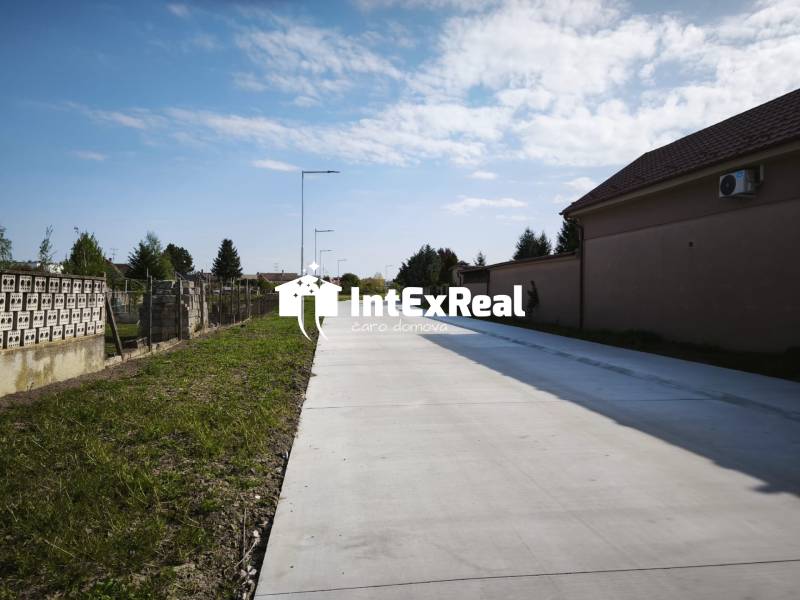 https://reality.intexreal.sk/
