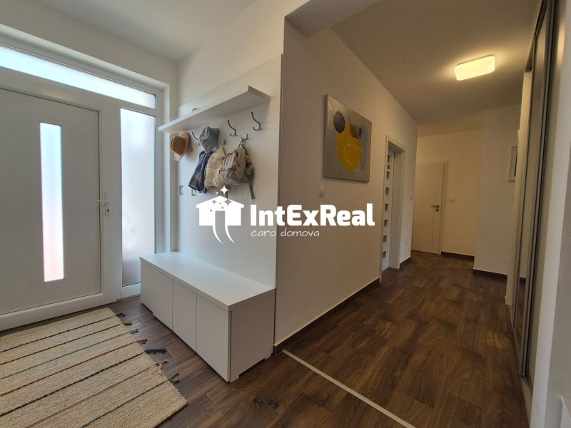 Výnimočný predaj! Byt so záhradou,  garážou, Galanta , viac na: https://reality.intexreal.sk/