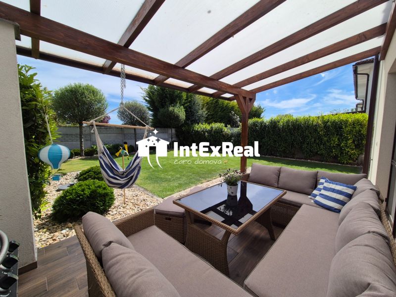 Výnimočný predaj! Byt so záhradou,  garážou, Galanta , viac na: https://reality.intexreal.sk/