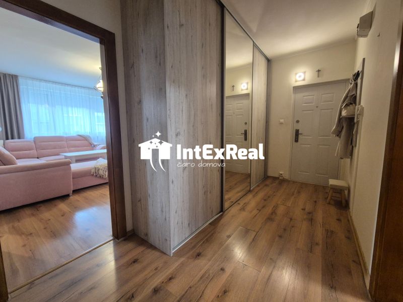Veľkometrážny 3 i. BYT, loggia, pivnica, na predaj  Galanta, Sever, viac na: https://reality.intexreal.sk/
