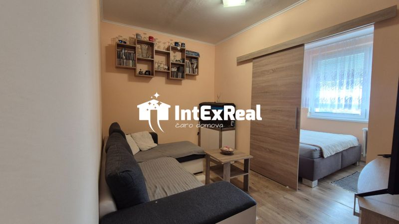 Klimatizovaný 1 izb. byt, predelený na 2 izbový, predaj Galanta, Sever, viac na: https://reality.intexreal.sk/