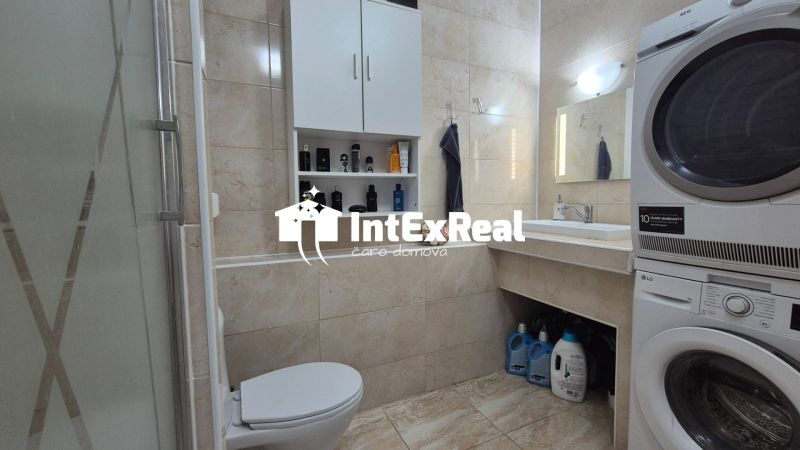 Klimatizovaný 1 izb. byt, predelený na 2 izbový, predaj Galanta, Sever, viac na: https://reality.intexreal.sk/