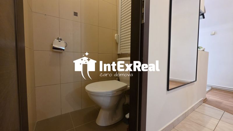 Zariadený 2 izb. Byt, garáž na prenájom, Galanta, Krásna, viac na: https://reality.intexreal.sk/