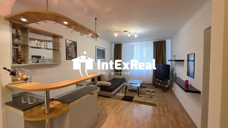 Zariadený 2 izb. Byt, garáž na prenájom, Galanta, Krásna, viac na: https://reality.intexreal.sk/