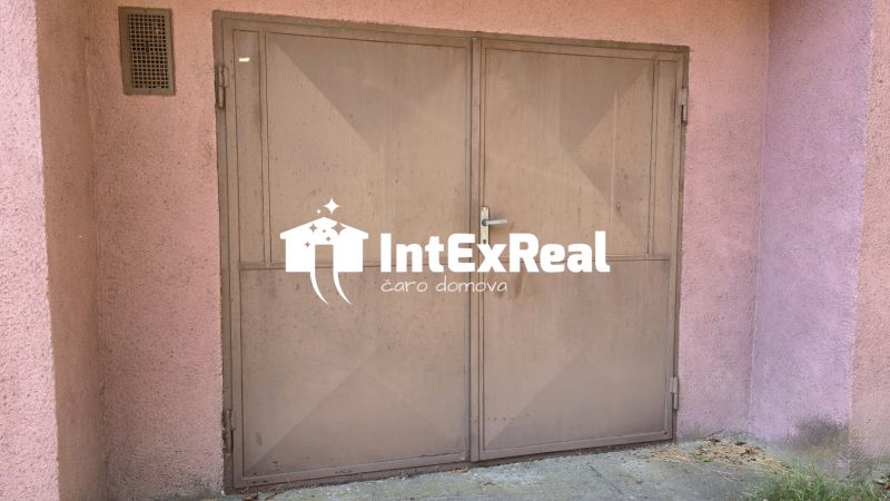 Zariadený 2 izb. Byt, garáž na prenájom, Galanta, Krásna, viac na: https://reality.intexreal.sk/