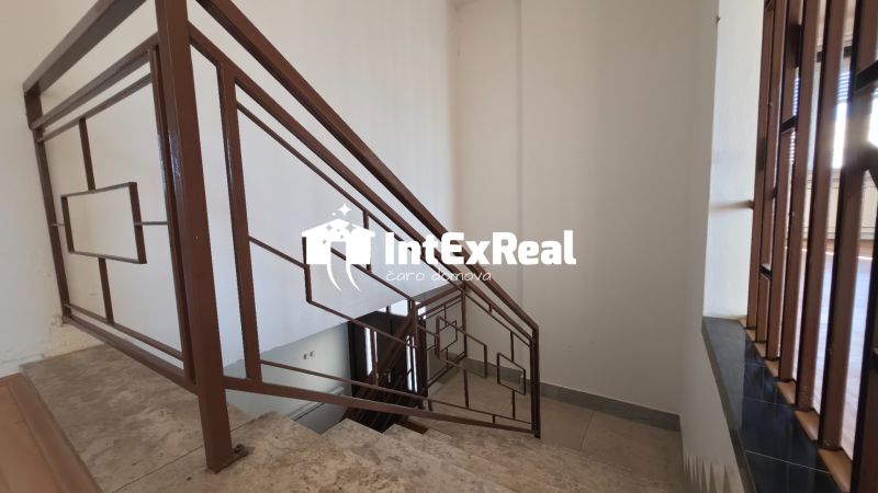 Dom  s obrovským potenciálom, na predaj, Galanta, centrum,Viac na: https://reality.intexreal.sk/