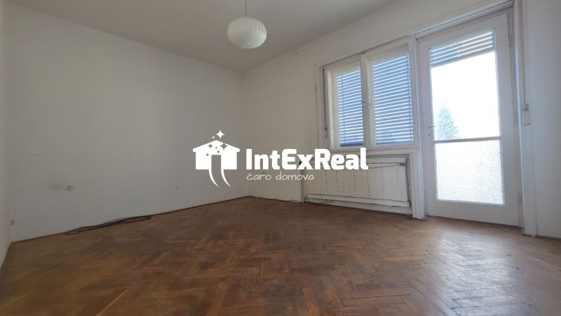 Dom  s obrovským potenciálom, na predaj, Galanta, centrum,Viac na: https://reality.intexreal.sk/