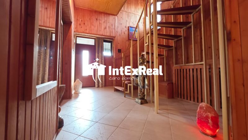 Útulný 4i rodinný dom a veľkým potenciálom, Trstice, viac na: http://reality.intexreal.sk/