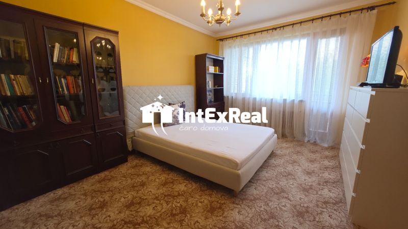 Útulný 4i rodinný dom a veľkým potenciálom, Trstice, viac na: http://reality.intexreal.sk/
