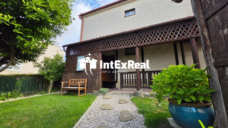 Útulný 4i rodinný dom a veľkým potenciálom, Trstice, viac na: http://reality.intexreal.sk/