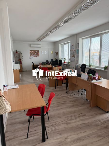 Prenájom, administratívne a kancelárske priestory, Galanta, 12,53 m², viac na: http://reality.intexreal.sk/