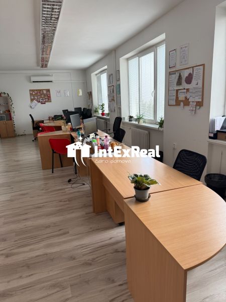 Prenájom, administratívne a kancelárske priestory, Galanta, 12,53 m², viac na: http://reality.intexreal.sk/
